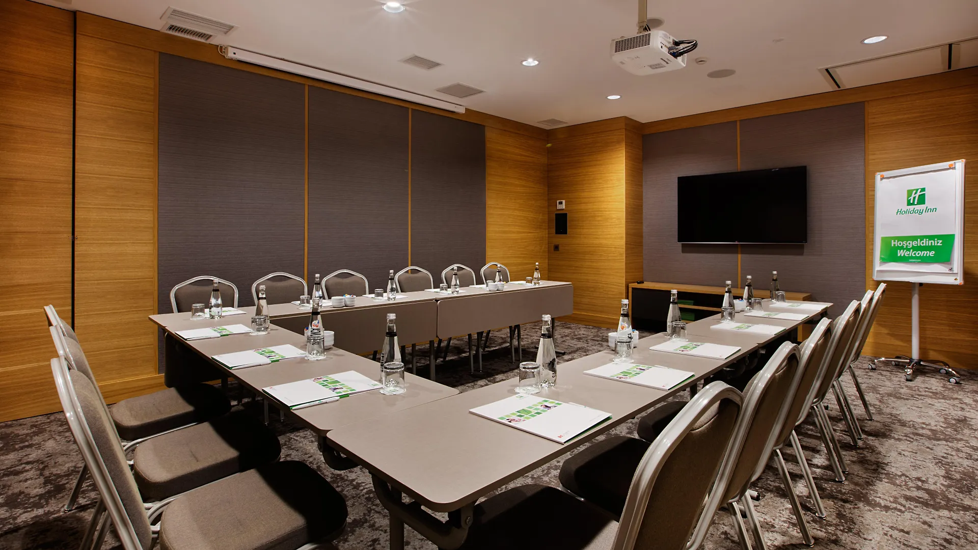 Holiday Inn Istanbul - Kadikoy, an IHG Hotel 4*,